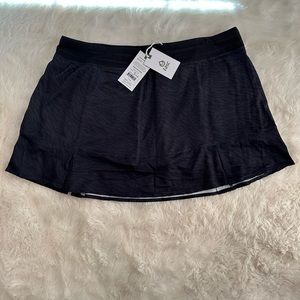 TASC brand golf skort size L. Fun zebra print. NWT